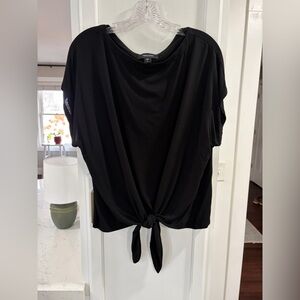 Karen Kane Black Tie-Front Women's Top